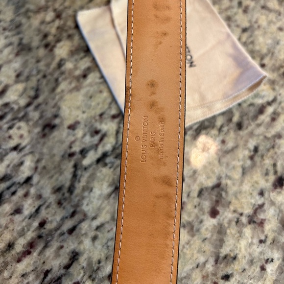 LOUIS VUITTON VERNIS INITIAL BELT - Picture 10 of 13